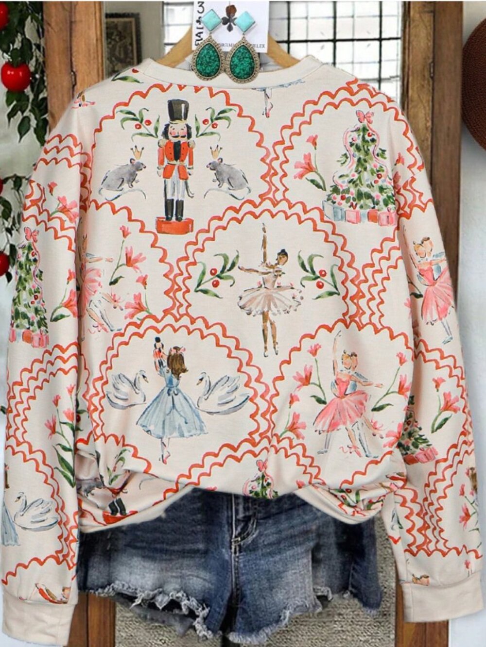Christmas Nutcracker Print Women's Oversized Lightweight Sweatshirt Size Small